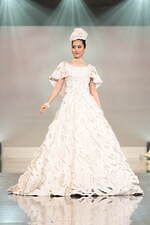 ユミカツラの桂由美追悼ショーにウェディングドレス100着、すべては花嫁のために｜写真22