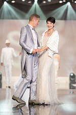 ユミカツラの桂由美追悼ショーにウェディングドレス100着、すべては花嫁のために｜写真34