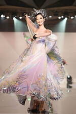 ユミカツラの桂由美追悼ショーにウェディングドレス100着、すべては花嫁のために｜写真58