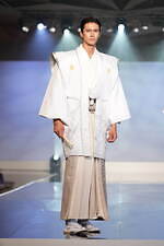 ユミカツラの桂由美追悼ショーにウェディングドレス100着、すべては花嫁のために｜写真68