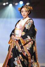 ユミカツラの桂由美追悼ショーにウェディングドレス100着、すべては花嫁のために｜写真75