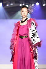 ユミカツラの桂由美追悼ショーにウェディングドレス100着、すべては花嫁のために｜写真92