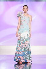 ユミカツラの桂由美追悼ショーにウェディングドレス100着、すべては花嫁のために｜写真101