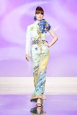 ユミカツラの桂由美追悼ショーにウェディングドレス100着、すべては花嫁のために｜写真103