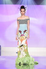 ユミカツラの桂由美追悼ショーにウェディングドレス100着、すべては花嫁のために｜写真105