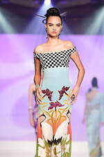 ユミカツラの桂由美追悼ショーにウェディングドレス100着、すべては花嫁のために｜写真106