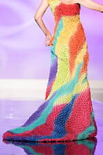 ユミカツラの桂由美追悼ショーにウェディングドレス100着、すべては花嫁のために｜写真118