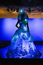 ユミカツラの桂由美追悼ショーにウェディングドレス100着、すべては花嫁のために｜写真126