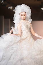 ユミカツラの桂由美追悼ショーにウェディングドレス100着、すべては花嫁のために｜写真138