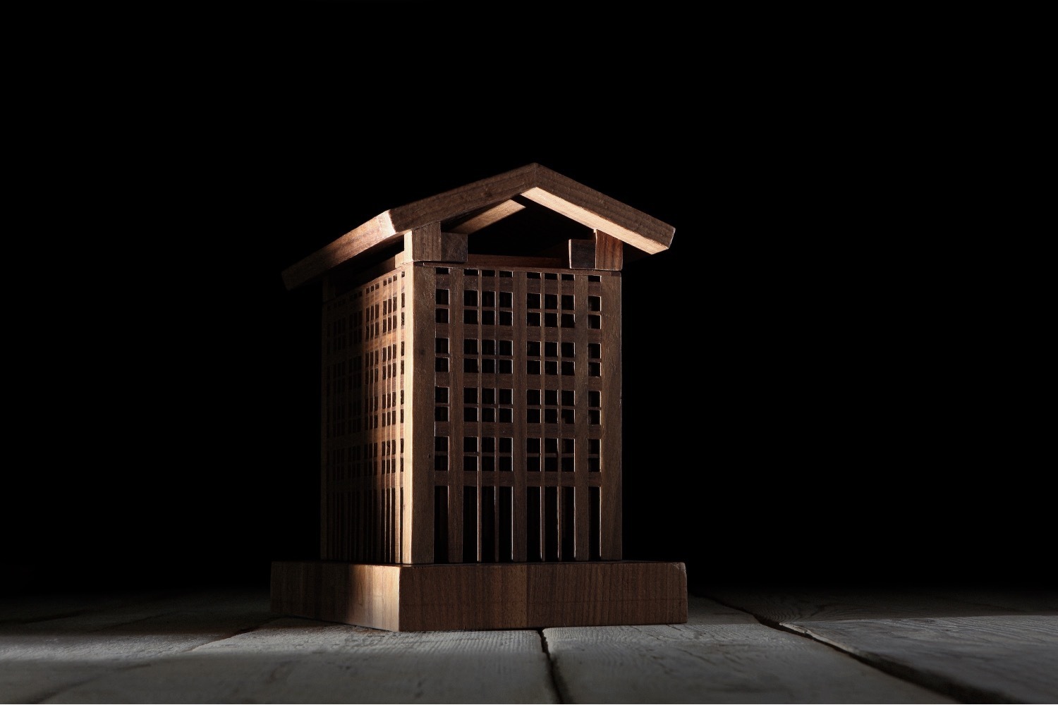 美術館｜ミケーレ・デ・ルッキの展覧会が六本木で、“あわいの空間”家の彫刻作品から探る建築のあり方