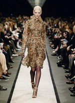 秋こそセンシュアルな“透け感”で遊ぶ！パリ、ミラノ、NYの2014AWコレクションをお手本に｜写真3