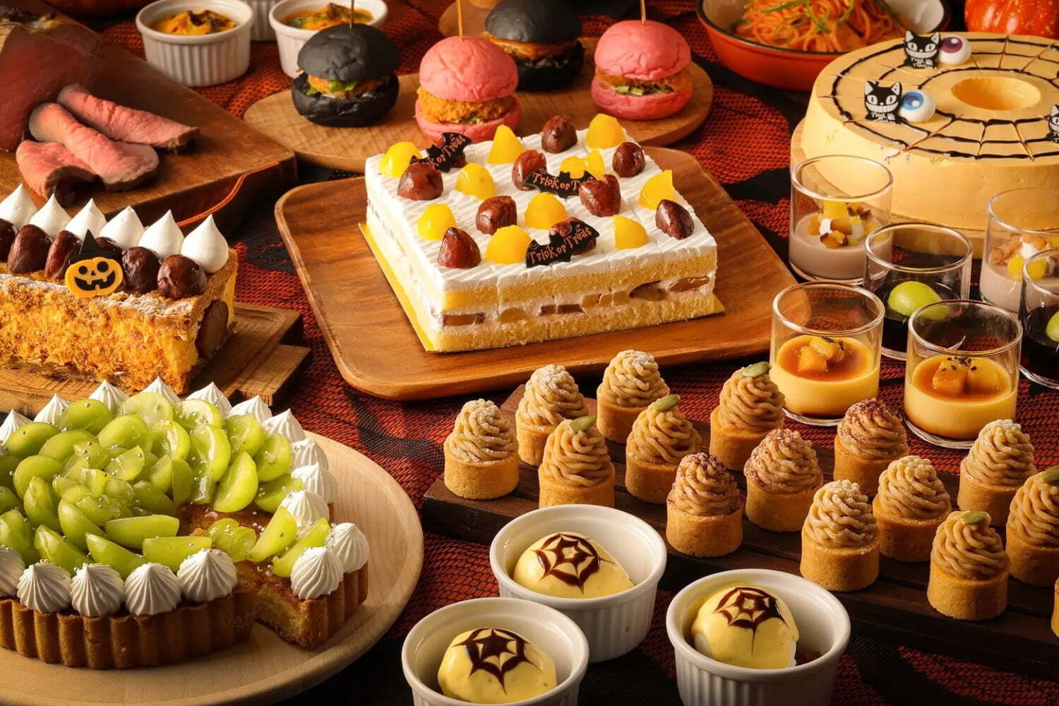 スイーツビュッフェ｜ホテルニューオータニ幕張のハロウィンスイーツビュッフェ、“食べ比べ”モンブランやぶどうタルトも