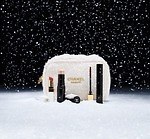 2024年クリスマスコフレ特集【ポーチ付きキット】人気デパコスのかわいいコスメ＆スキンケア｜写真27