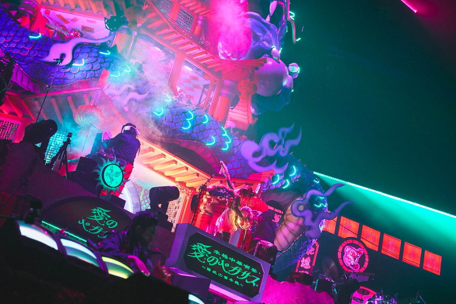 札幌シネマフロンティア,ユナイテッド・シネマ長崎,松本シネマライツ,横浜ブルク13,池袋HUMAXシネマズ,渋谷HUMAXシネマ,熊本ピカデリー,鹿児島ミッテ10,Ｔ・ジョイ京都,Ｔ・ジョイ博多,Ｔ・ジョイ新潟万代,Ｔ・ジョイ蘇我,広島バルト11,新宿バルト9,109シネマズ川崎,MOVIXさいたま,MOVIXつくば,MOVIX仙台,MOVIX宇都宮,MOVIX清水,なんばパークスシネマ,イオンシネマ岡山,イオンシネマ高松東,キノシネマ神戸国際,フォーラム盛岡,ミッドランドスクエア シネマ,ユナイテッド・シネマ前橋,ユナイテッド・シネマ金沢,イオンシネマ今治新都市「大音響羅武ペガライブ上映会」