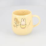 “ミッフィー＆12種の誕生日花”マグカップがフラワーミッフィーで、クリア素材のフラワーベースも｜写真10