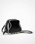 キコ コスタディノフ“近未来”仕様のシューズ、球体付きソールのメリージェーンやスリッポンなど｜写真44