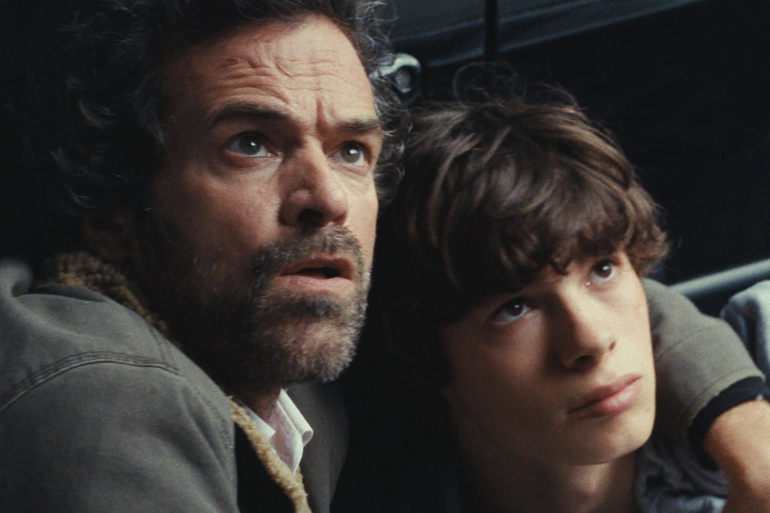 フランスのスリラー映画『動物界』人間が動物に“突然変異”する奇病、分断の広がる近未来を描く