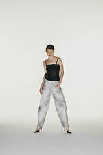 オープン セサミ クラブ 2025年春夏コレクション、記憶から取り出した花々やフォルム｜写真19