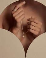 ラリック24年秋ジュエリー、パープルのクリスタルガラス×“アール・デコ建築”着想の扇形モチーフで｜写真2