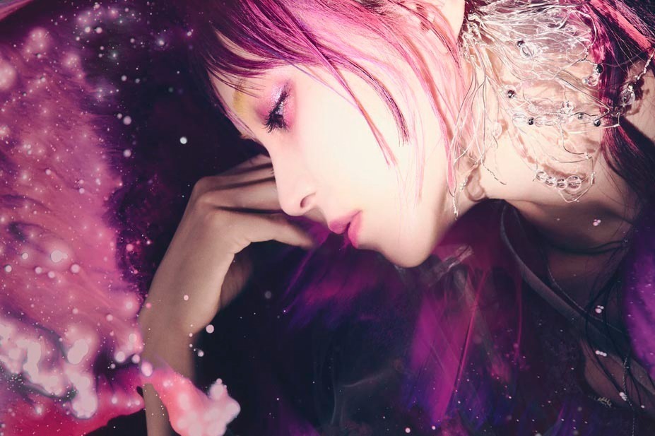 シングル(音楽)｜LiSAの新曲「洗脳」キタニタツヤが作詞作曲、シングル「ブラックボックス」に収録