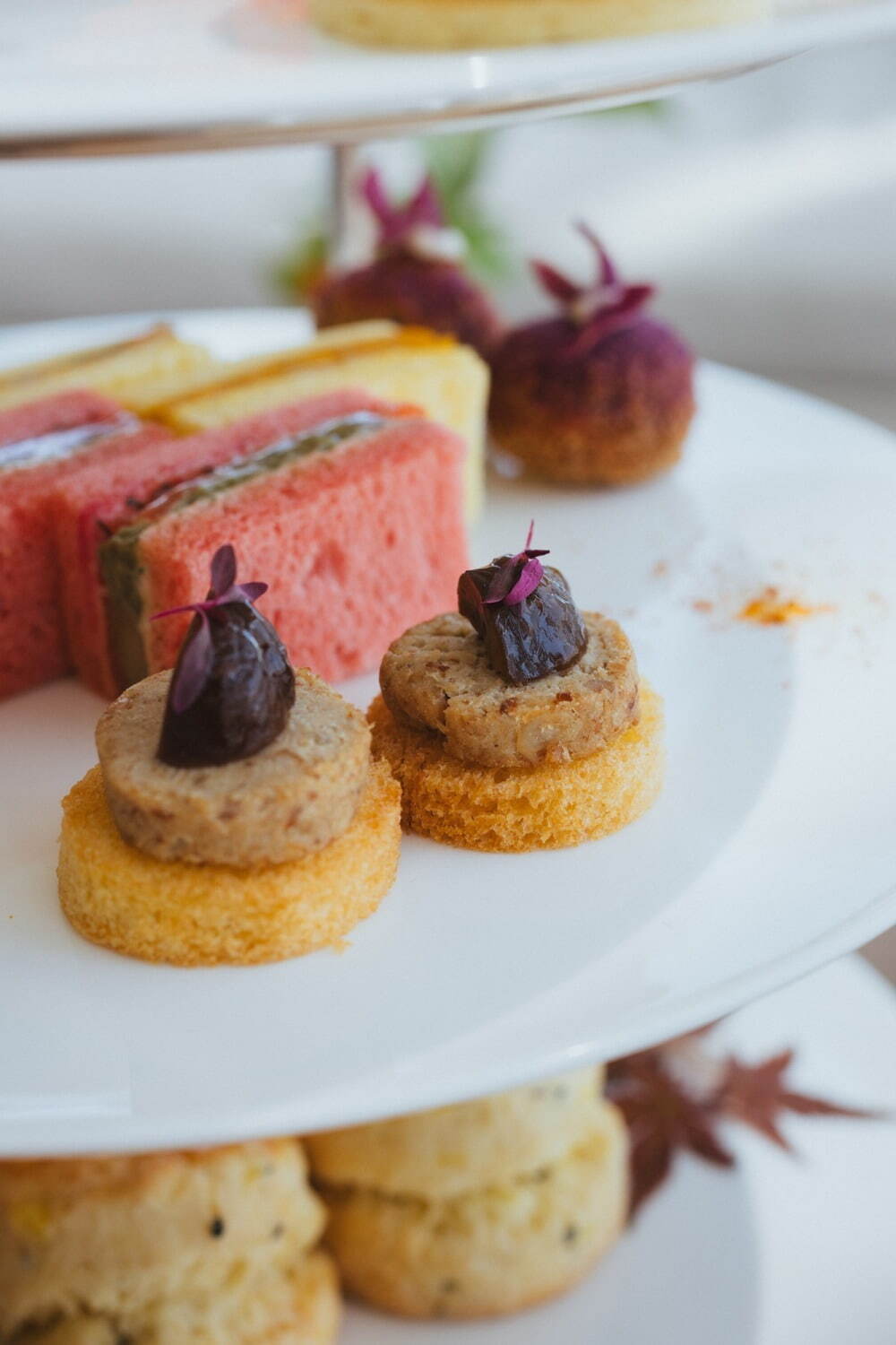 東京エディション虎ノ門“秋の味覚”アフタヌーンティー、モンブランやスイートポテトのクッキーサンドなど｜写真4