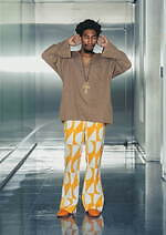 ラムロフ 2025年春夏コレクション、多民族が共存する空港を出発点に｜写真47