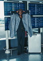 ラムロフ 2025年春夏コレクション、多民族が共存する空港を出発点に｜写真11