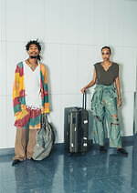 ラムロフ 2025年春夏コレクション、多民族が共存する空港を出発点に｜写真19