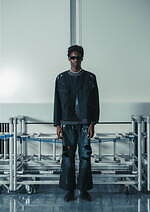 ラムロフ 2025年春夏コレクション、多民族が共存する空港を出発点に｜写真25