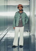 ラムロフ 2025年春夏コレクション、多民族が共存する空港を出発点に｜写真42