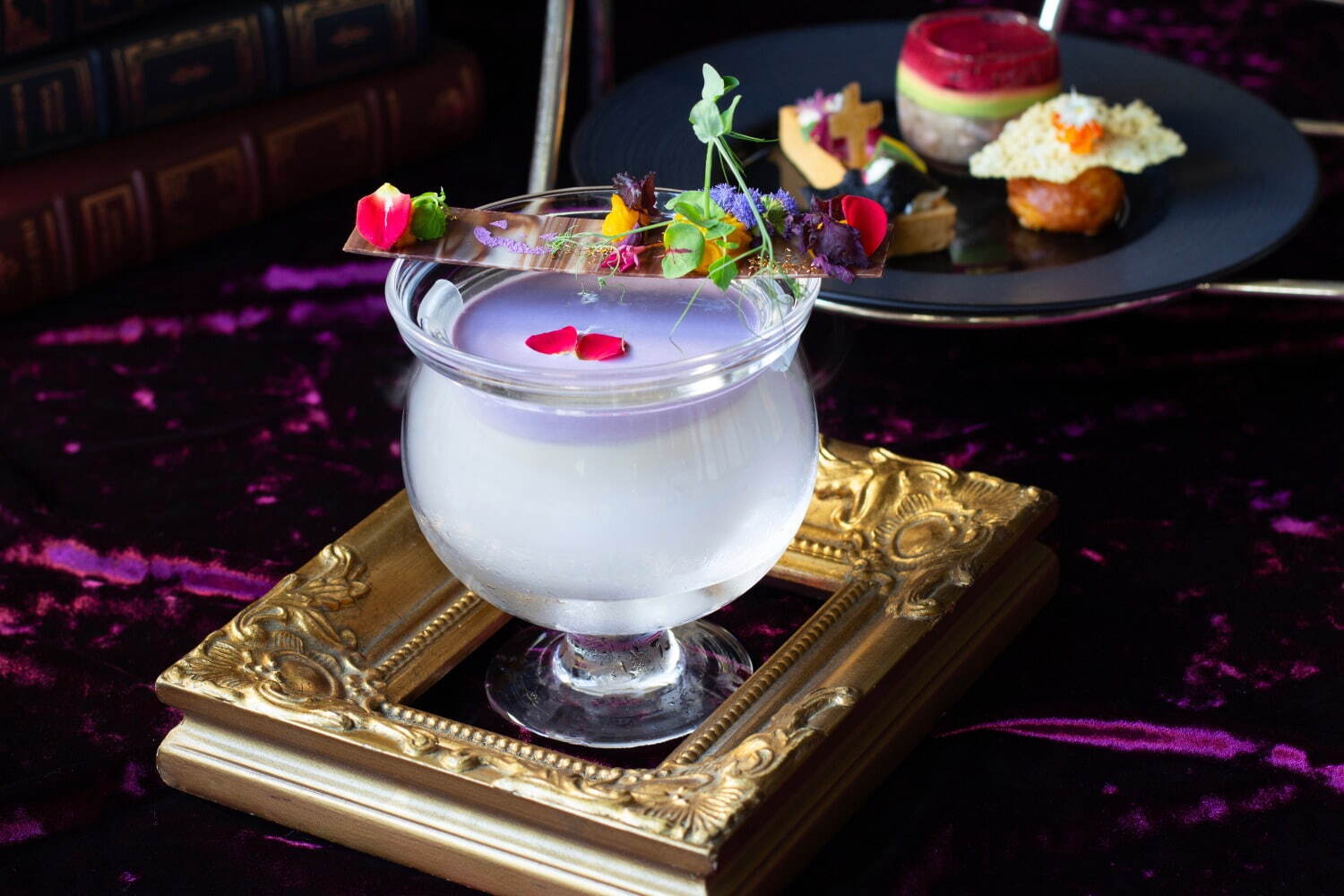 ウェスティンホテル大阪“魔女のお茶会”アフタヌーンティー、自分で作る“魔法のスープ”や目玉風ショート｜写真6