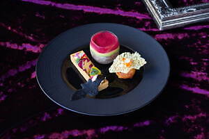 ウェスティンホテル大阪“魔女のお茶会”アフタヌーンティー、自分で作る“魔法のスープ”や目玉風ショート｜写真4