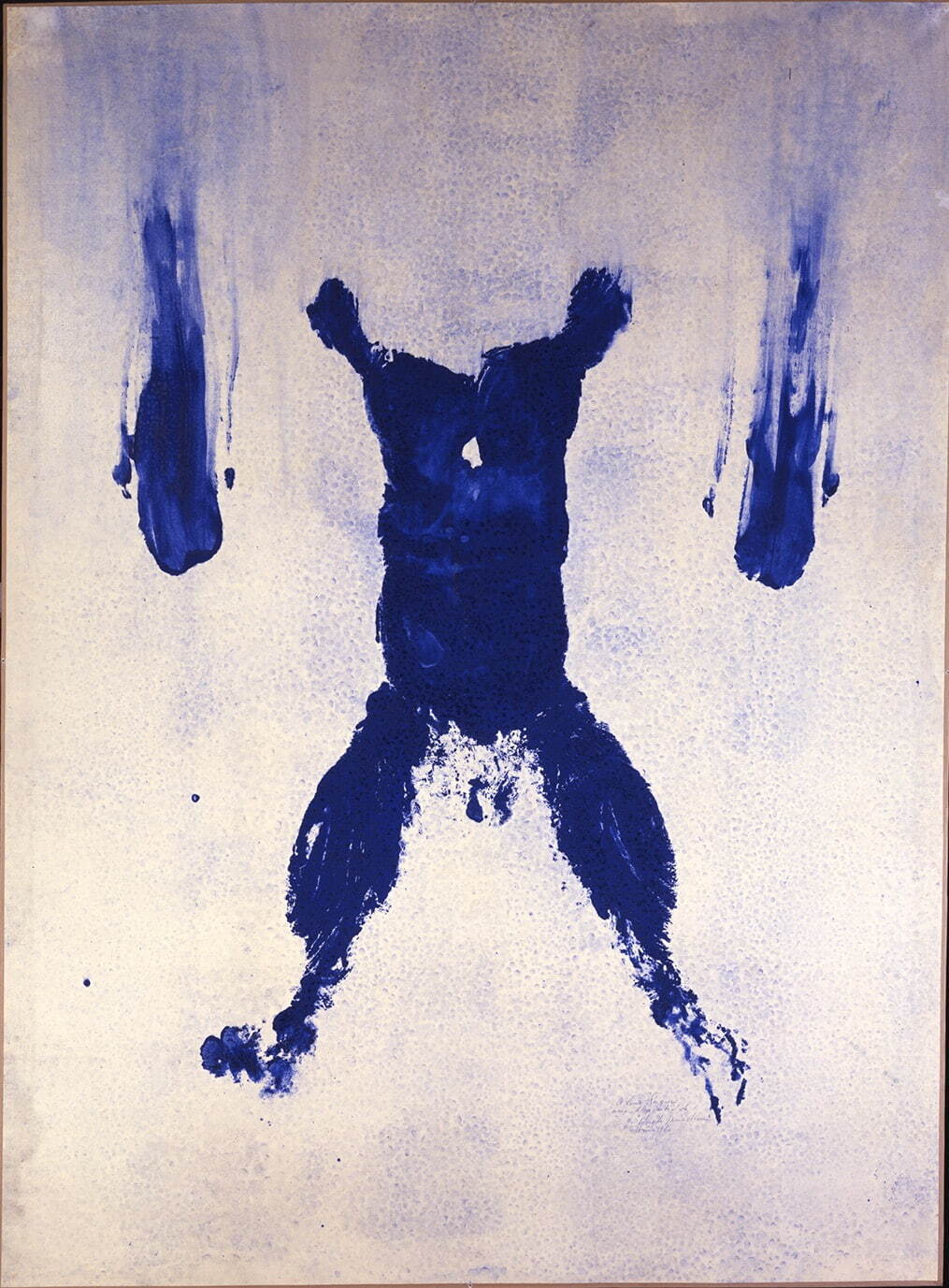 イヴ・クライン 《人体測定170》 1960年
顔料、カンヴァスに裏うちされた紙 広島市現代美術館蔵