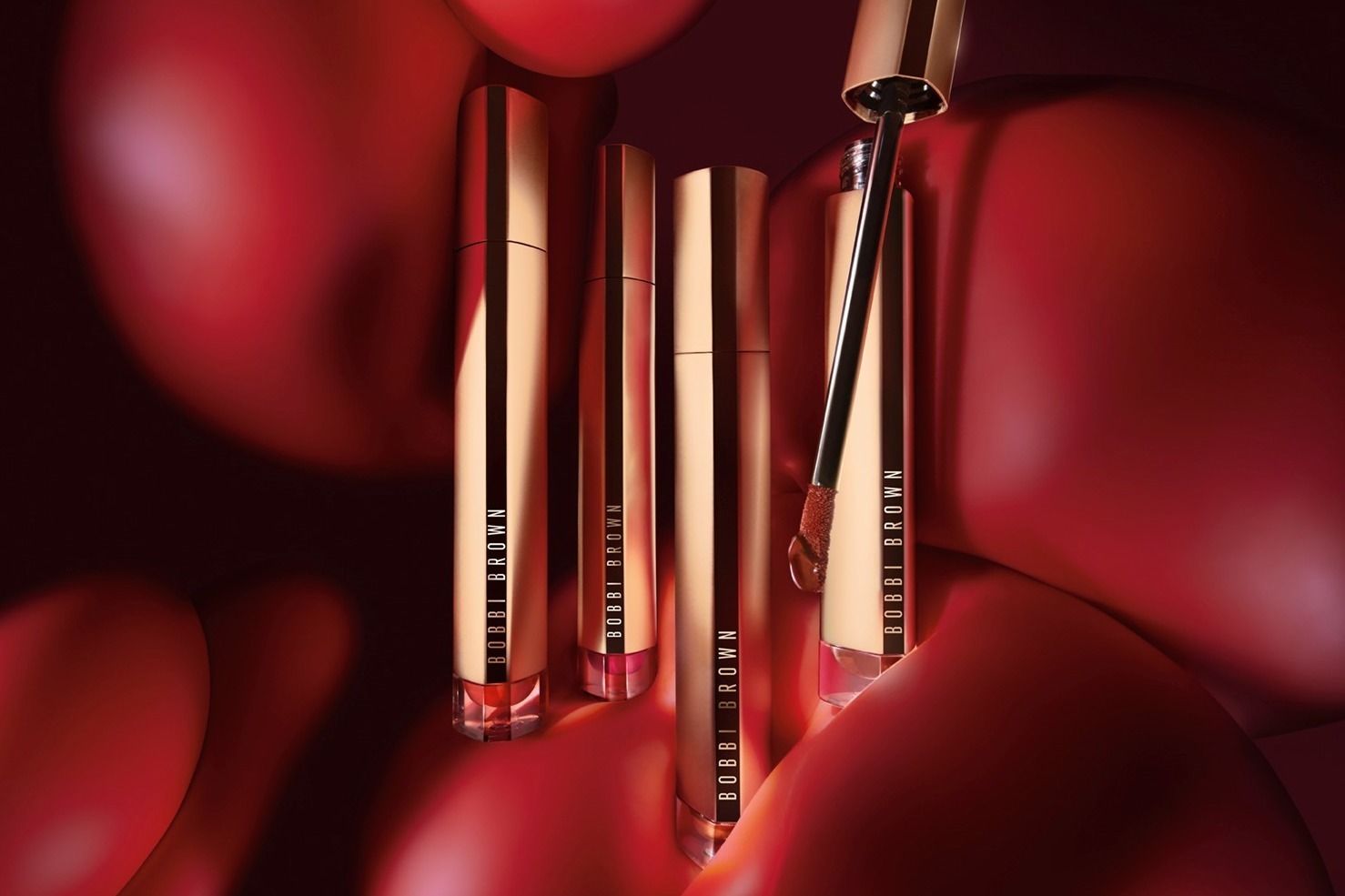 リキッドリップ｜ボビイ ブラウン“究極マット”の新リキッドリップが24年秋に、ふんわり軽いつけ心地＆濃密発色