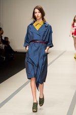 イーエーガーロンドン（Jaeger London)のモダンティッシュの世界　2011年春夏シーズンコレクション - ロンドン・ファッション・ウィーク｜写真43