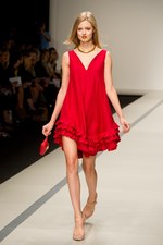 イーエーガーロンドン（Jaeger London)のモダンティッシュの世界　2011年春夏シーズンコレクション - ロンドン・ファッション・ウィーク｜写真47