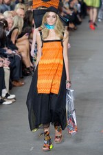 ミッソーニ（MISSONI)のポップで美しい色彩のコレクション、2011年春夏コレクション - ミラノ・ファッション・ウィーク｜写真13