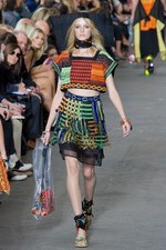 ミッソーニ（MISSONI)のポップで美しい色彩のコレクション、2011年春夏コレクション - ミラノ・ファッション・ウィーク｜写真15