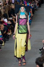 ミッソーニ（MISSONI)のポップで美しい色彩のコレクション、2011年春夏コレクション - ミラノ・ファッション・ウィーク｜写真26