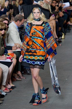 ミッソーニ（MISSONI)のポップで美しい色彩のコレクション、2011年春夏コレクション - ミラノ・ファッション・ウィーク｜写真5