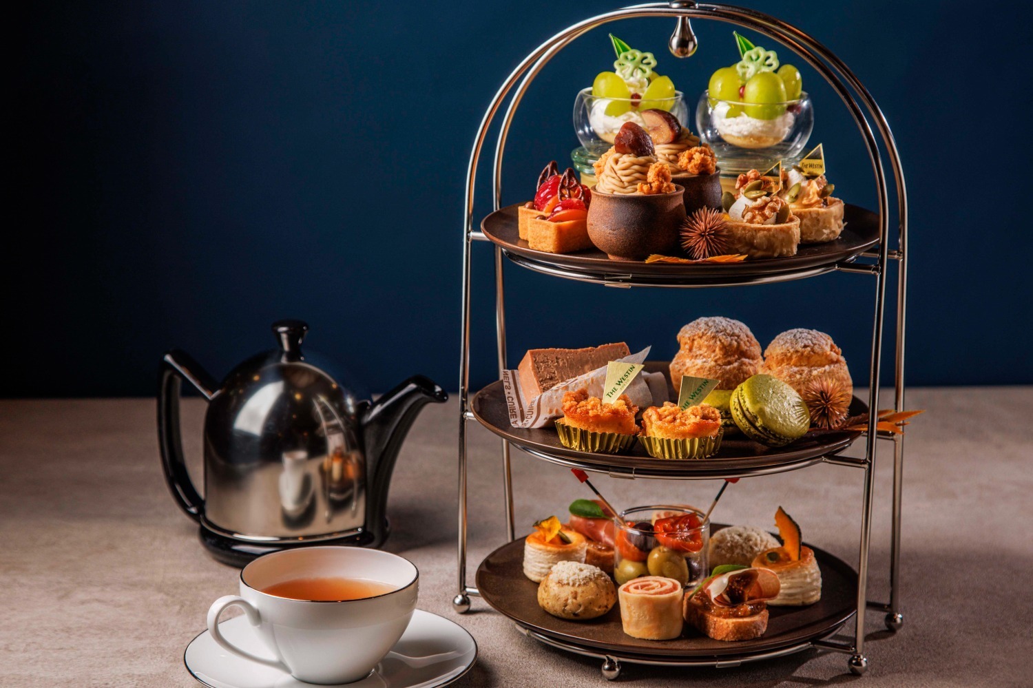 ブランマンジェ｜ウェスティンホテル東京「秋の収穫祭 アフタヌーンティー」和栗モンブランやマスカットのグラススイーツ