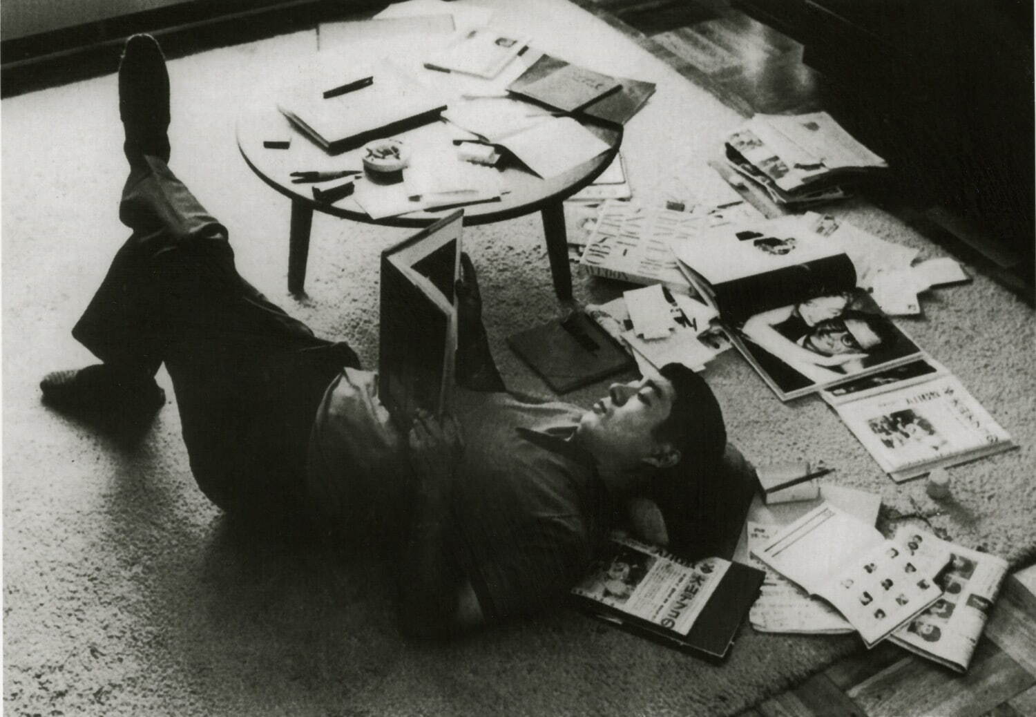 世田谷区下馬の自室にて 1967年頃
©テラヤマ・ワールド