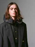 エズミ 2025年春夏コレクション - 上品さの中に風刺的なエッセンスを｜写真1