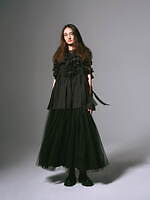 エズミ 2025年春夏コレクション - 上品さの中に風刺的なエッセンスを｜写真9