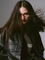 エズミ 2025年春夏コレクション - 上品さの中に風刺的なエッセンスを｜写真17