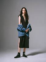 エズミ 2025年春夏コレクション - 上品さの中に風刺的なエッセンスを｜写真31