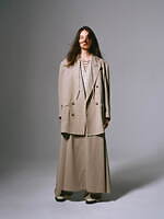 エズミ 2025年春夏コレクション - 上品さの中に風刺的なエッセンスを｜写真35