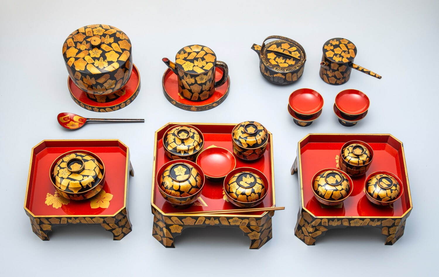 岐阜県指定文化財 《桐桔梗折墨紋散蒔絵調度》 江戸時代 17世紀 高山市・法華寺蔵