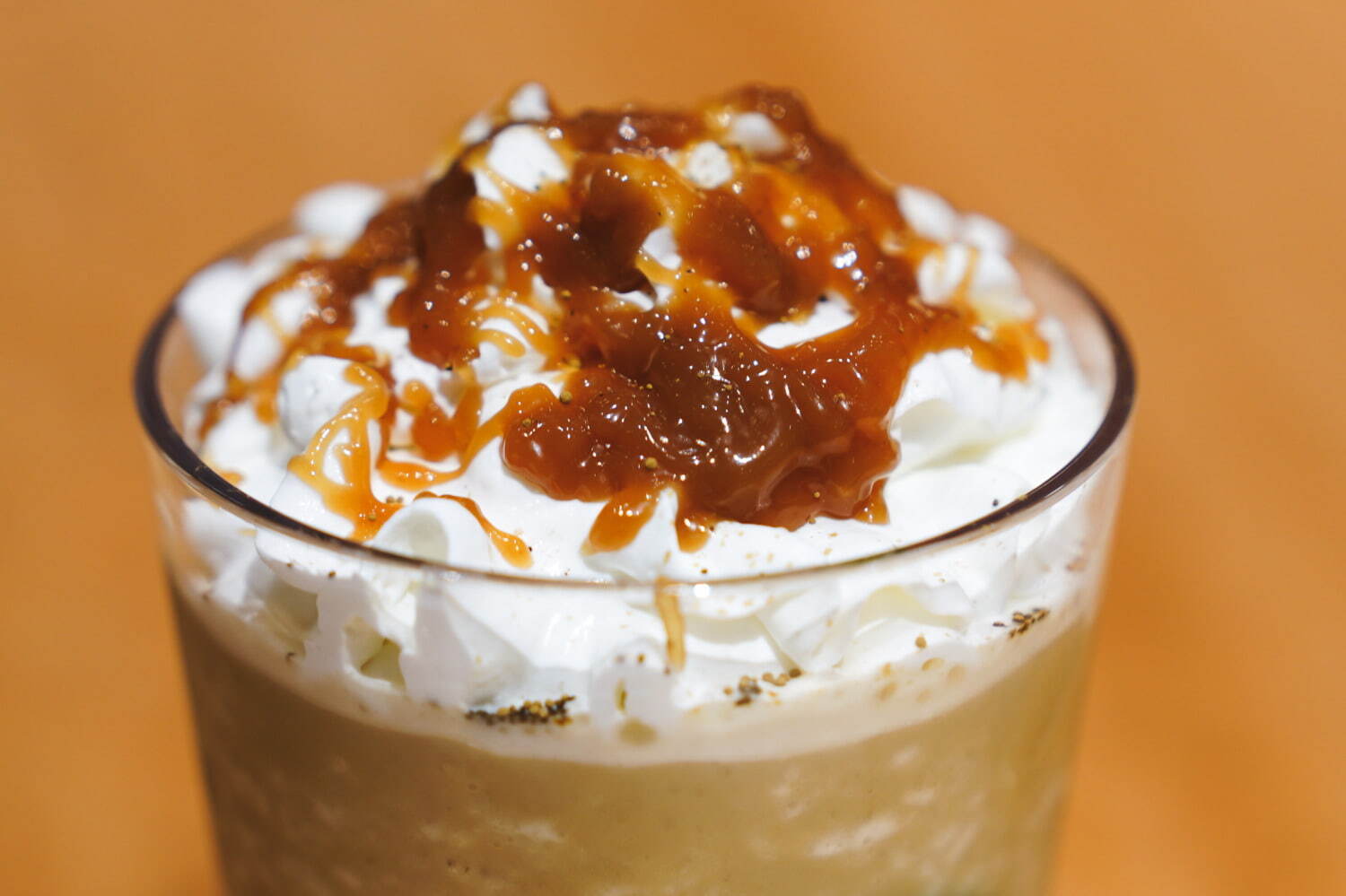 スターバックス ティー ＆ カフェ“和栗×和紅茶”のフラペチーノ、モンブラン風デザートドリンク｜写真4