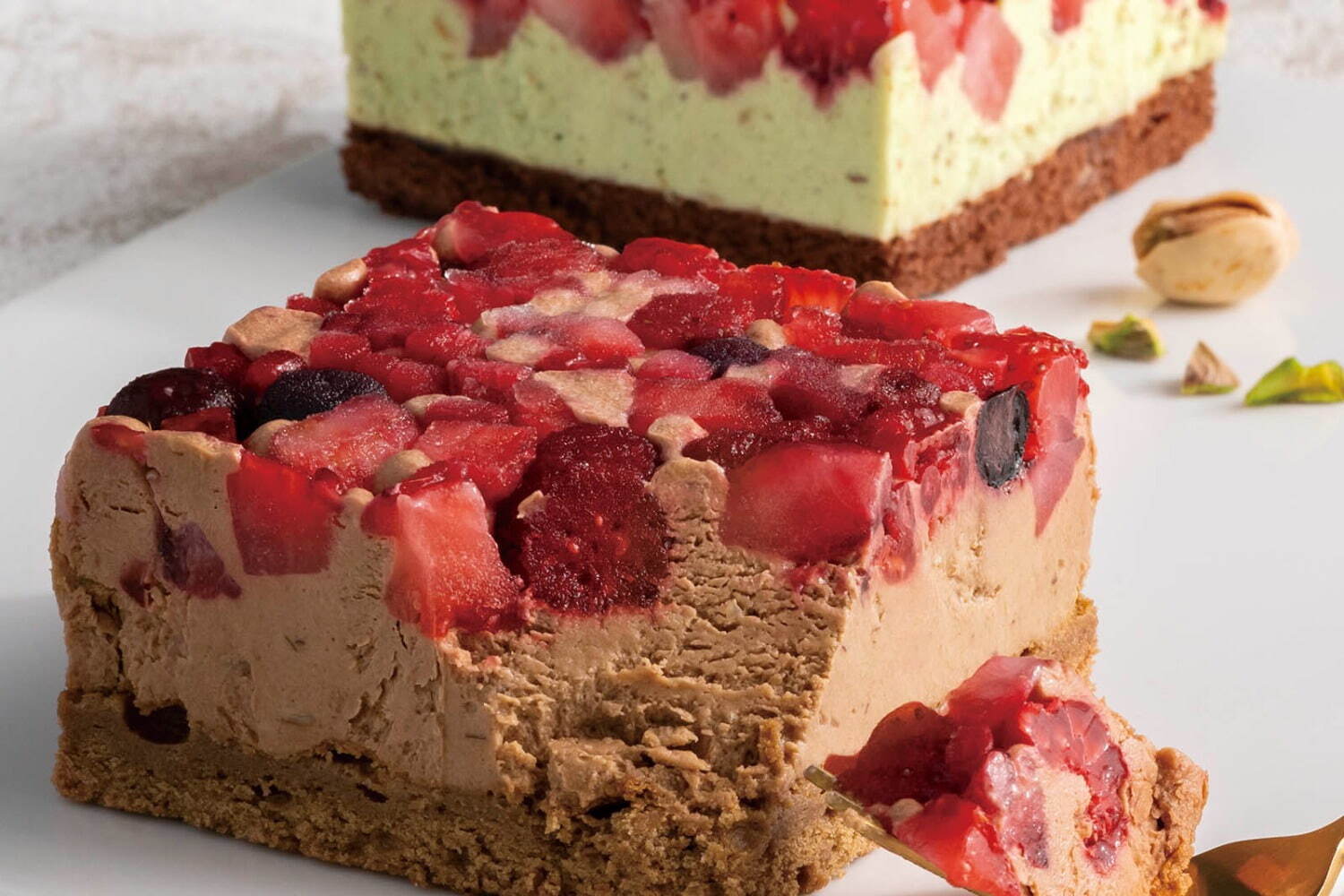 ゴディバ「カッサータ チョコレート / ピスタチオ」